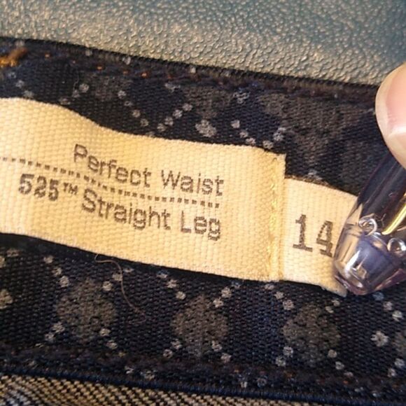 Levi Red Tag Perfect Waist 525 Straight Leg Women's 14 Jeans - Picture 2 of 9